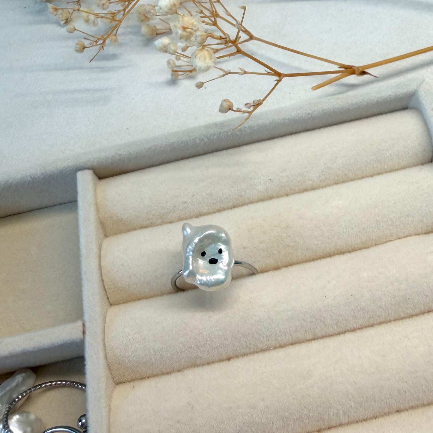 One-of-a-Kind Hand-Painted Baroque Pearl Animal Ring
